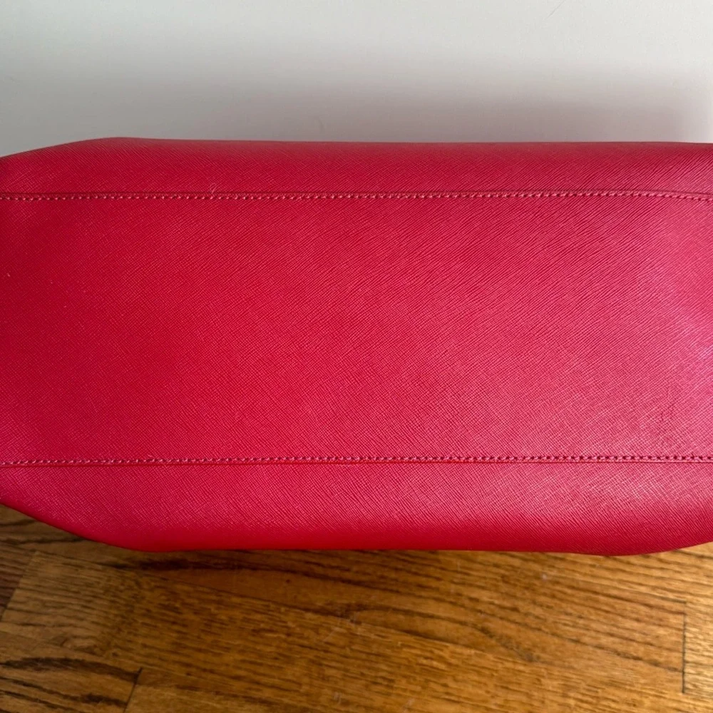Tory Burch York Buckle Tote Saffiano Leather Kir Royale (Red)